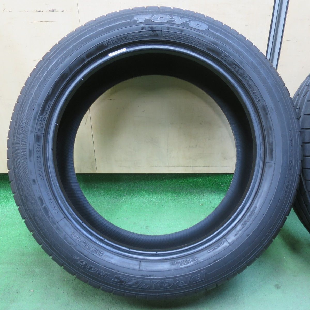 バリ溝！23年！9分☆225/55R19 トーヨー プロクセス R46A タイヤ 19