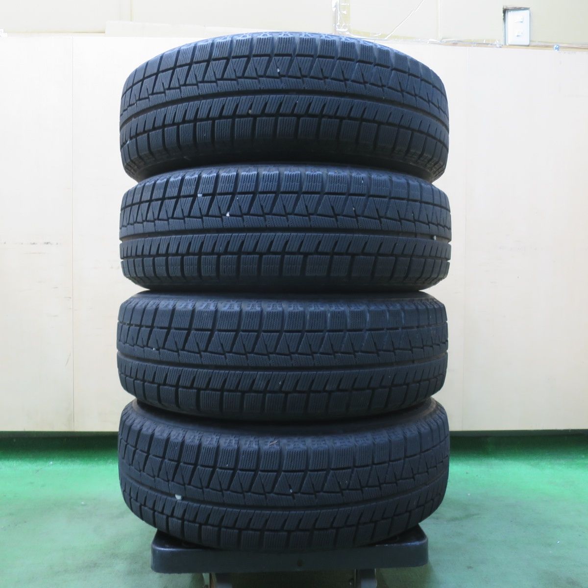 バリ溝！8.5分☆スタッドレス 195/65R15 ブリヂストン アイス