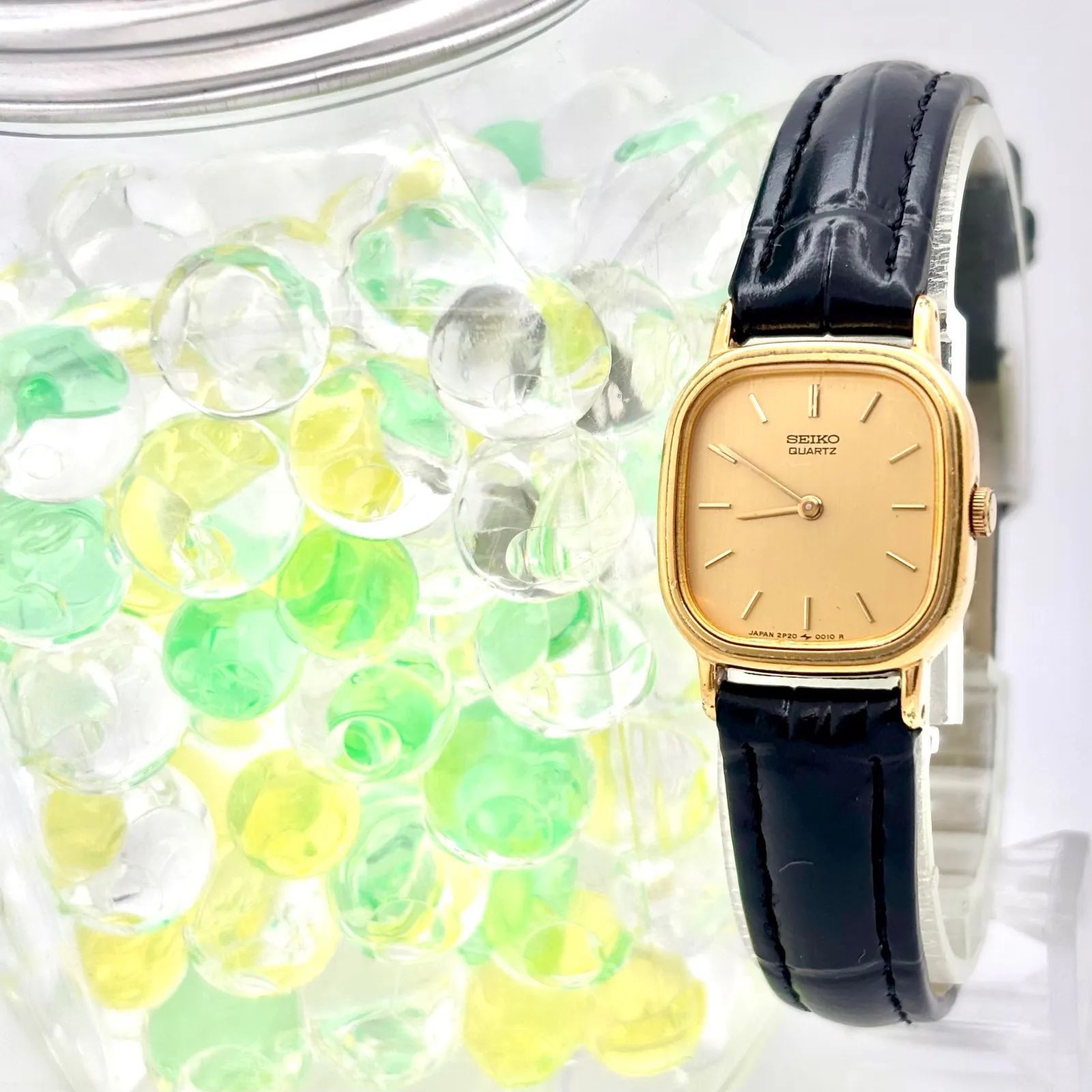 新品電池】SEIKO セイコー レディース 腕時計 ゴールド スクエア 2P20