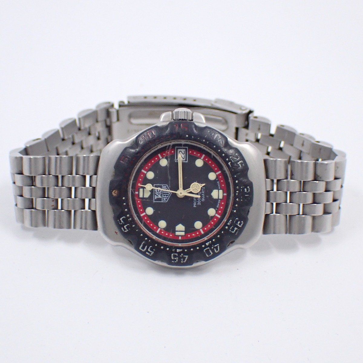 美品✨　タグホイヤー　フォーミュラ1 WA1214 ブラック文字盤　SSベルト タグホイヤー フォーミュラ1 クォーツ ボーイズ 腕時計 黒文字盤 純正