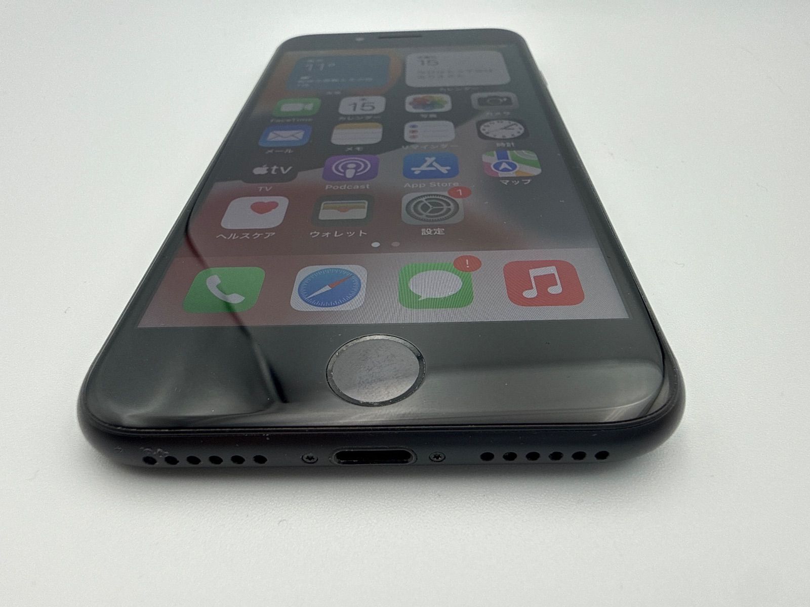 バッテリー容量100％ SIMフリー iPhone7 32GB ブラック 黒 docomo