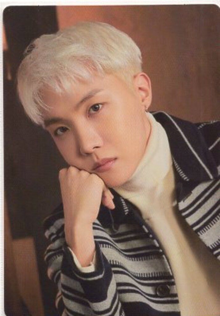 BTS J-HOPE BTS Little Wishes 2021 HOLIDAY SPECIAL BOX back red