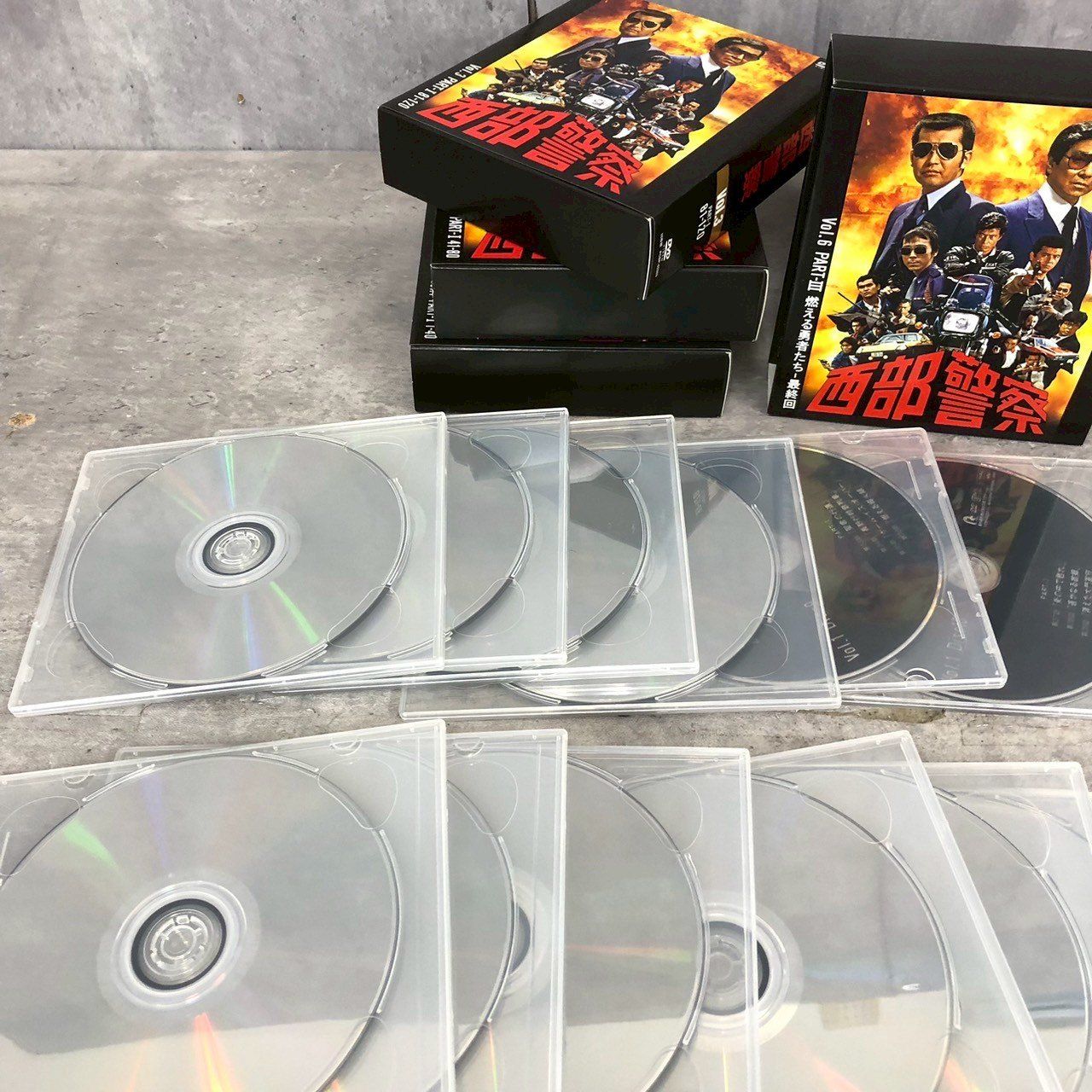 西部警察 コンプリートDVDシリーズ1~6 全236話 全巻セット - メルカリ