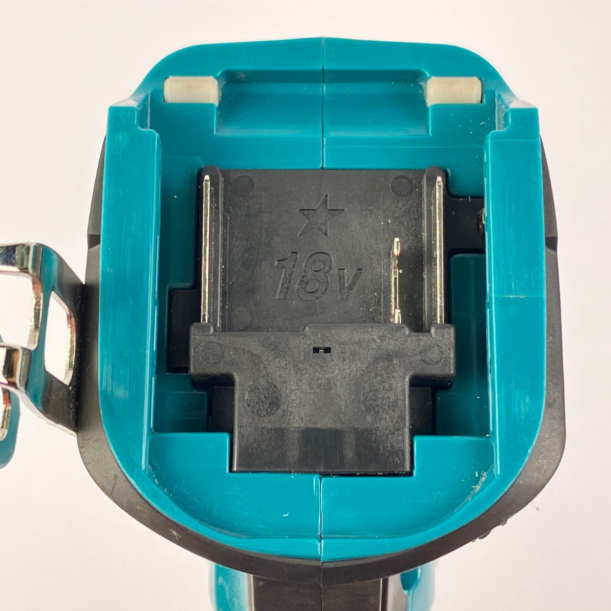 ▽▽MAKITA マキタ 充電式ピンタッカ 18v ピンネイル35mm PT353DZK