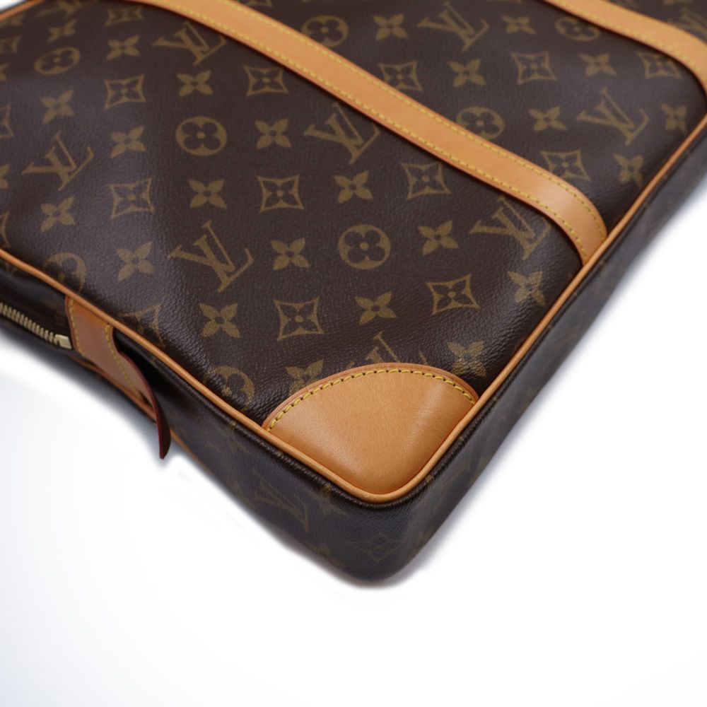 ルイ ヴィトン M40226 ポルト ドキュマン ヴォワヤージュ ブリーフ