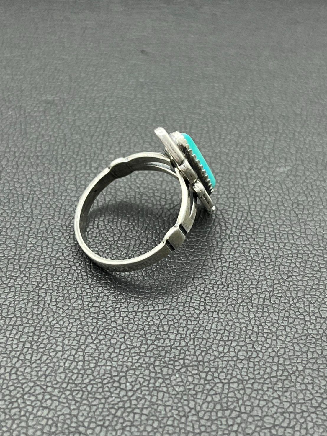 ヴィンテージ ナバホ族 ターコイズ リング スターリング刻印 11号
