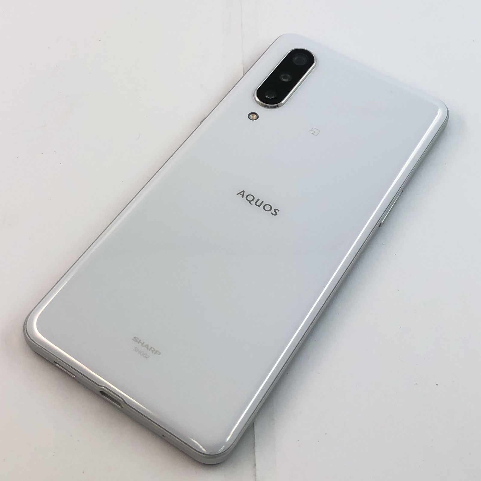 AQUOS zero5G basic ホワイト SHG02 ムスビー｜極美品 au AQUOS zero5G basic DX SHG02 128GB ホワイト