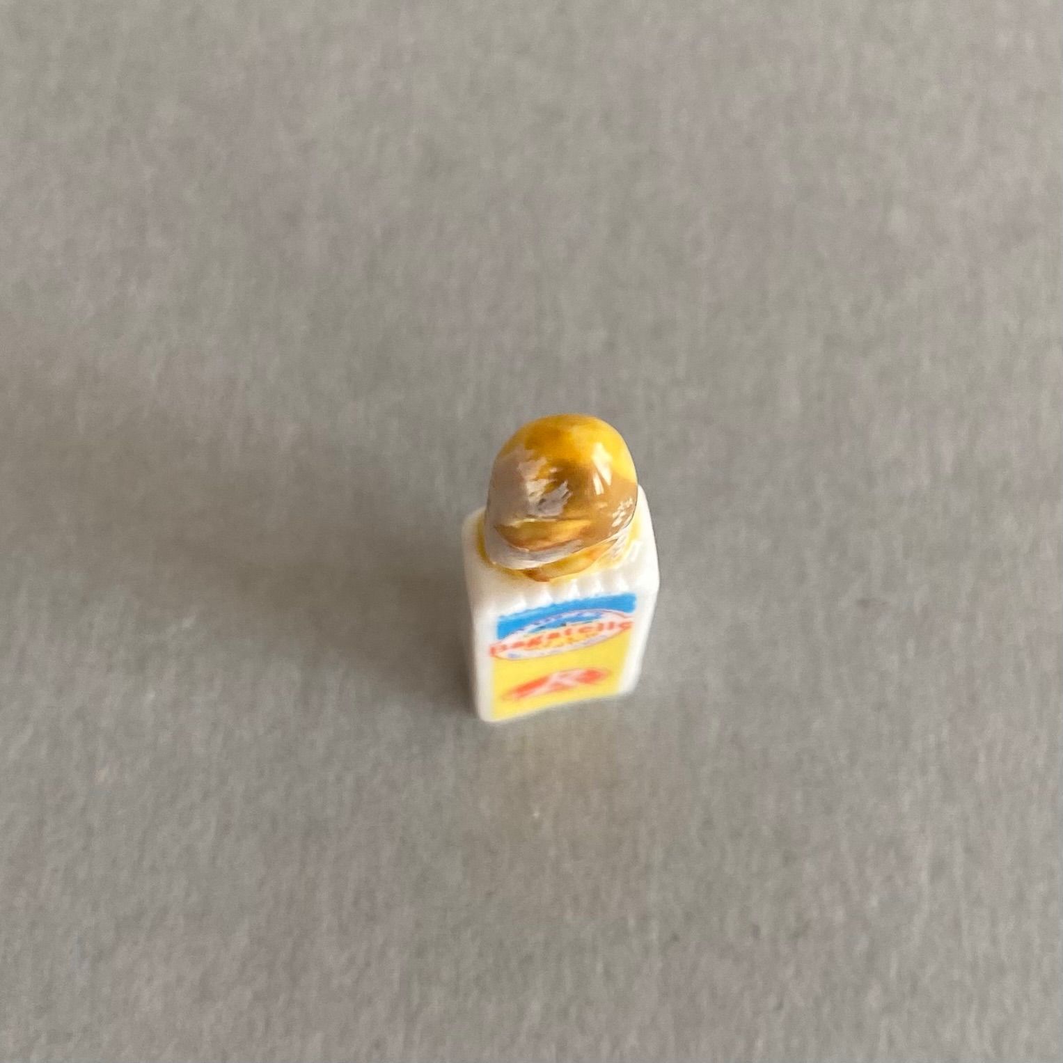 バゲットのフェーブ／フランスパン／フランス雑貨／陶器ミニチュア