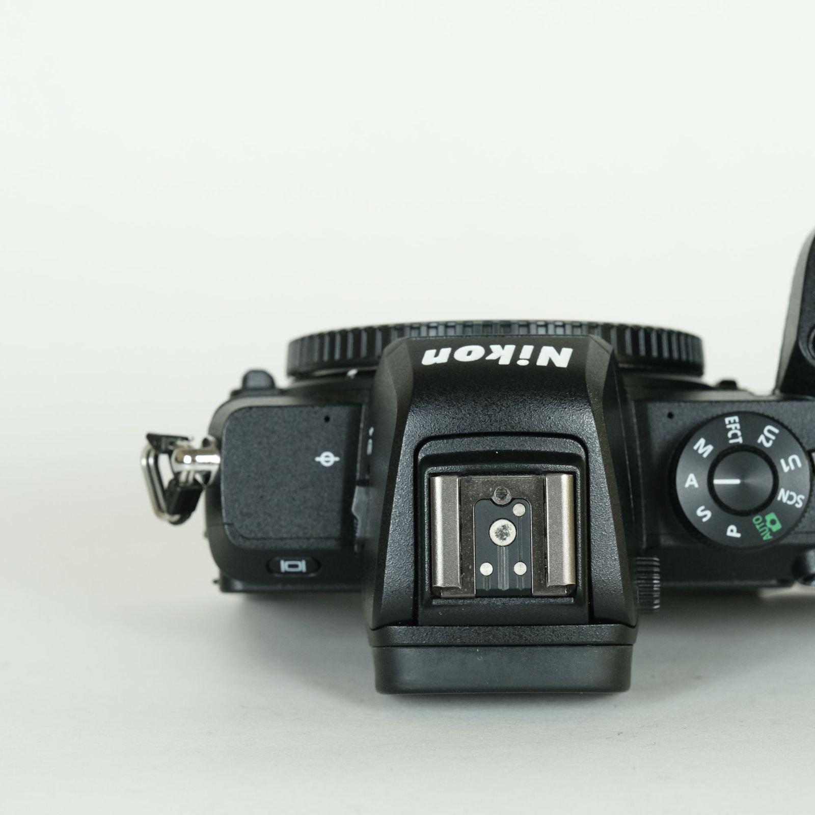 美品 | シャッター数8,750回｜マウントプレート付] Nikon Z50 [ボディ