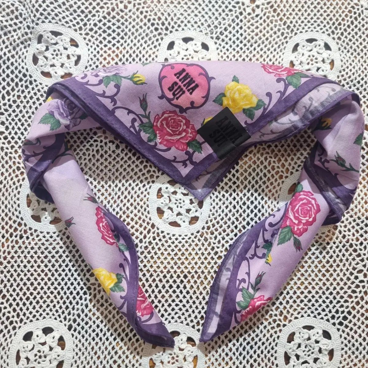美品】 グッチ GUCCI ストール 大判 花柄 レッド 赤 ウール シルク 駅