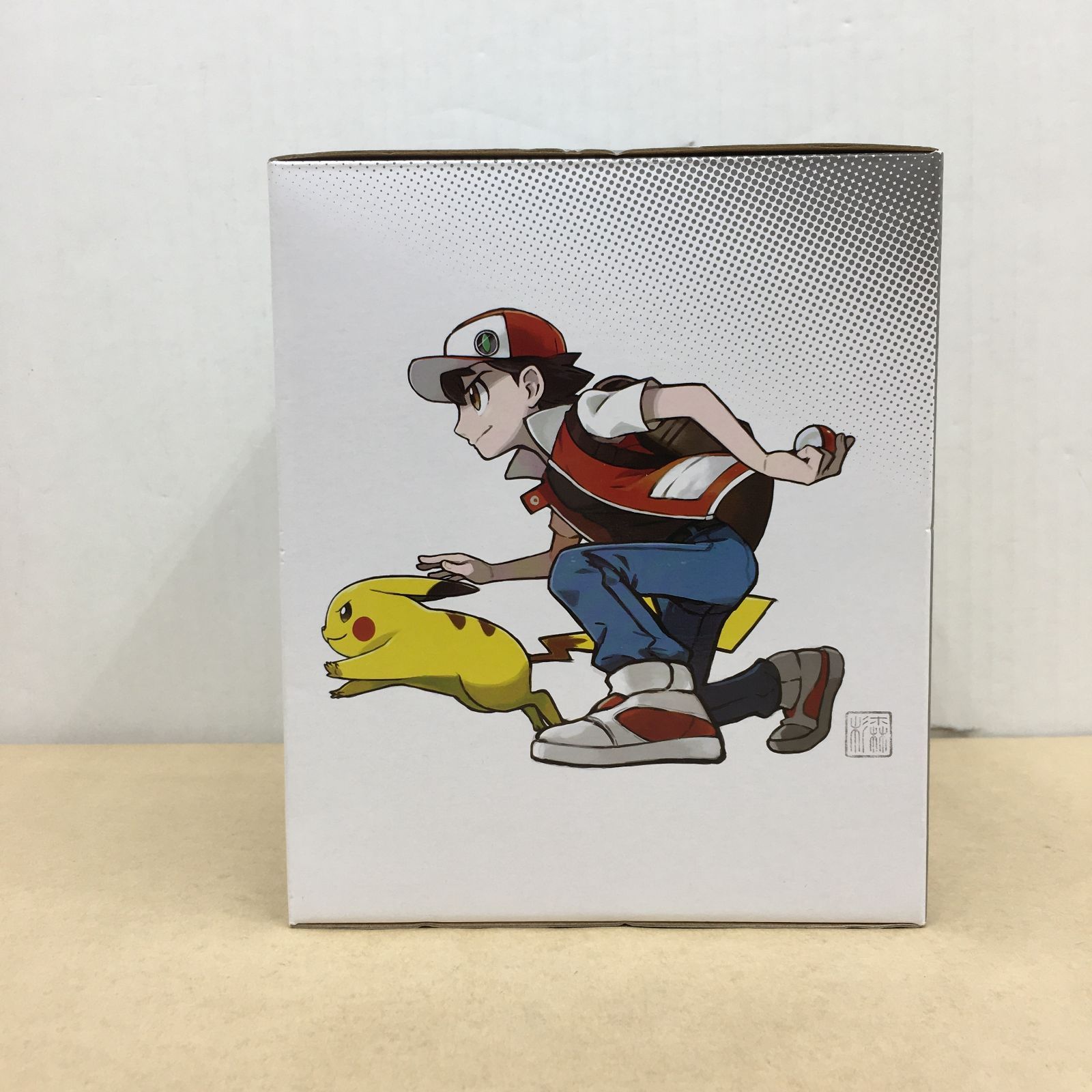 未開封 ポケモンセンター フィギュア レッド＆ピカチュウ