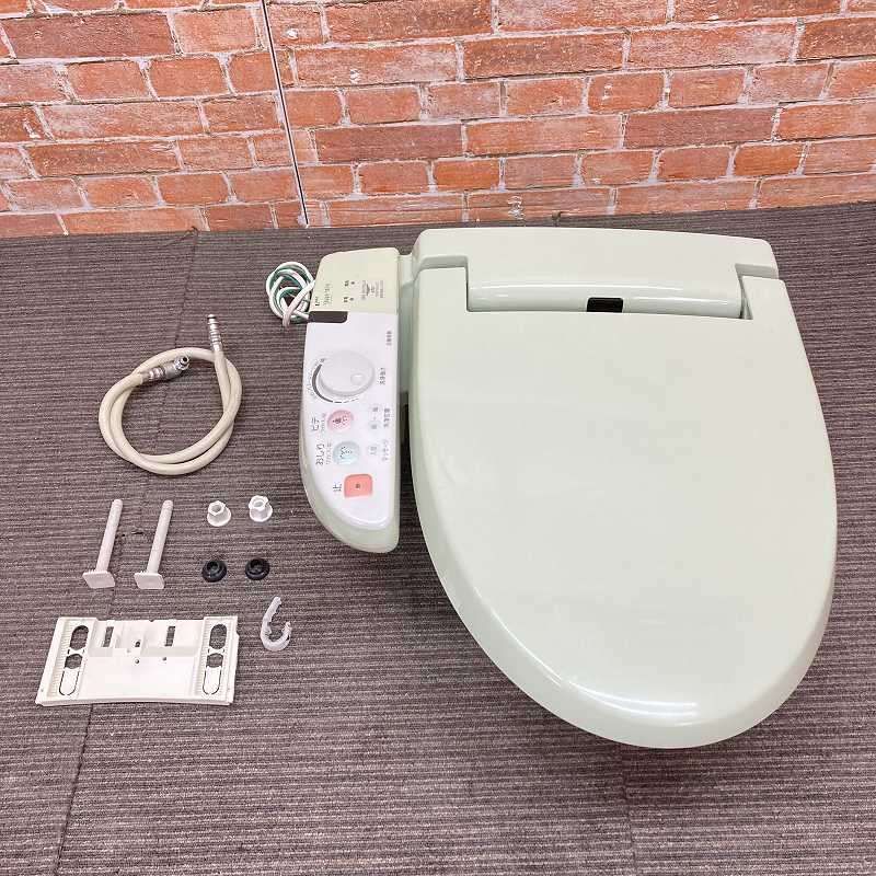 中古品】【ジャンク扱い】 TOTO 電気温水便座 ウォシュレット シャワー