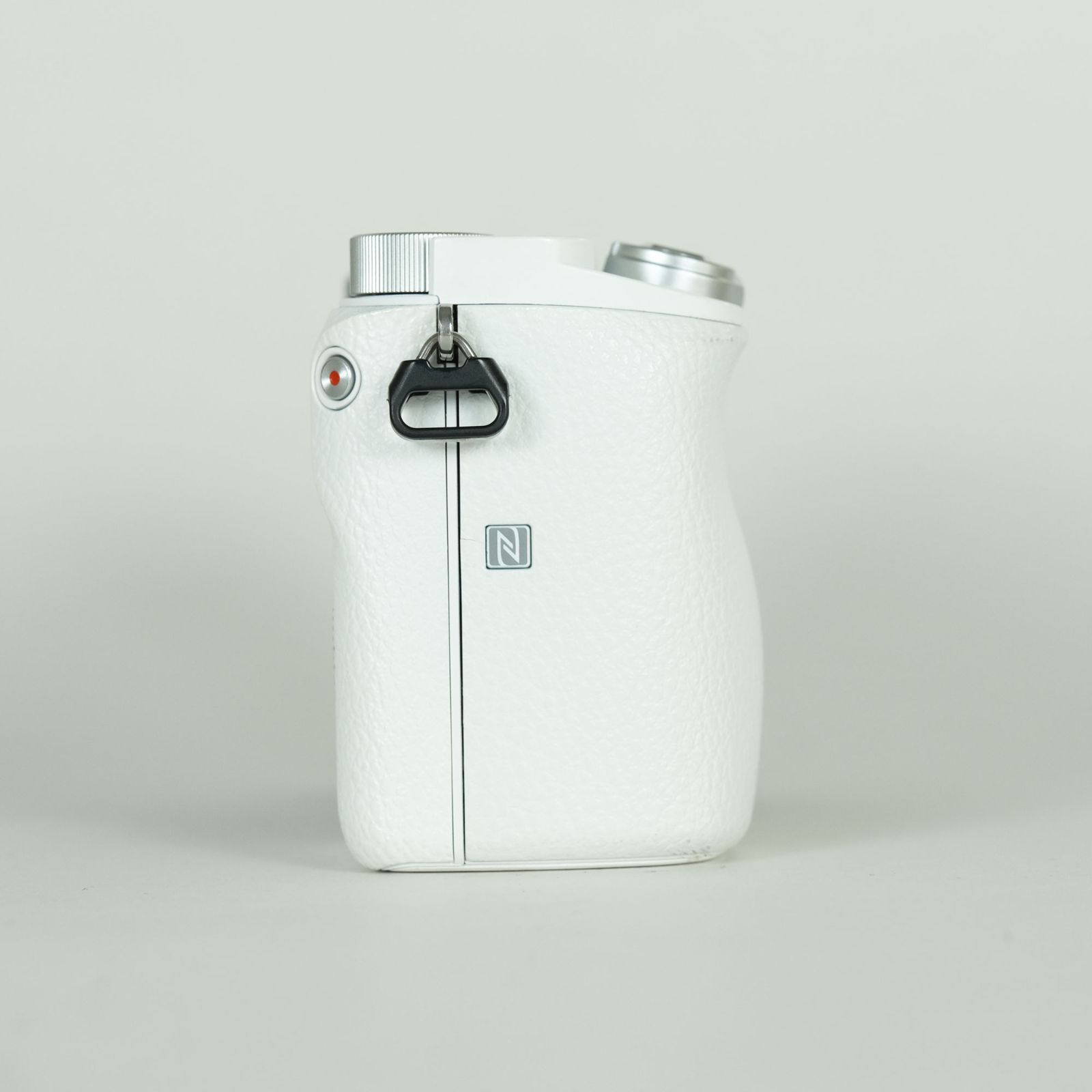 美品 | シャッター数23,280回｜バッテリー2個付] SONY α6000（ILCE