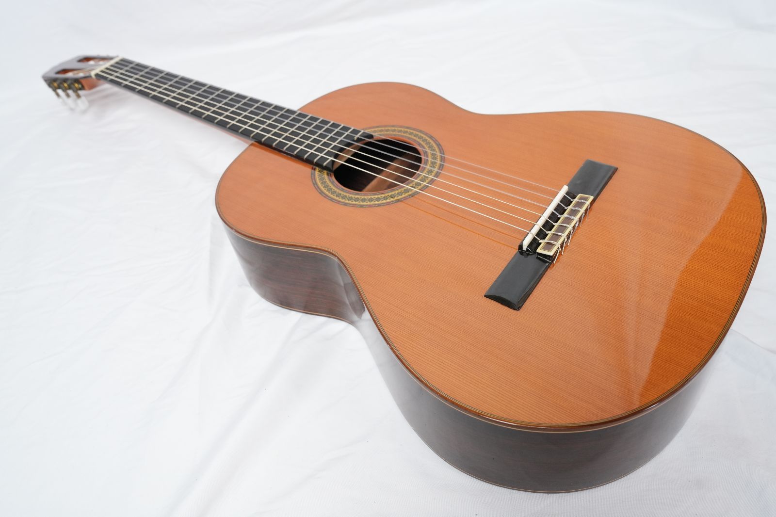 ☆Raimundo☆148c スペイン製ハンドメイドクラシックギター 美品 Hard