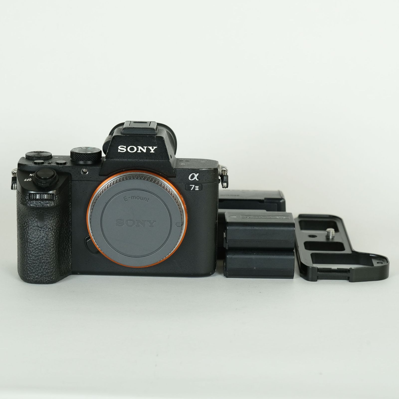 SONY α7 II バッテリーグリップ付き　ILCE-7M2 並品 | バッテリー2個・エクステンショングリップ付] SONY α7 II（ILCE