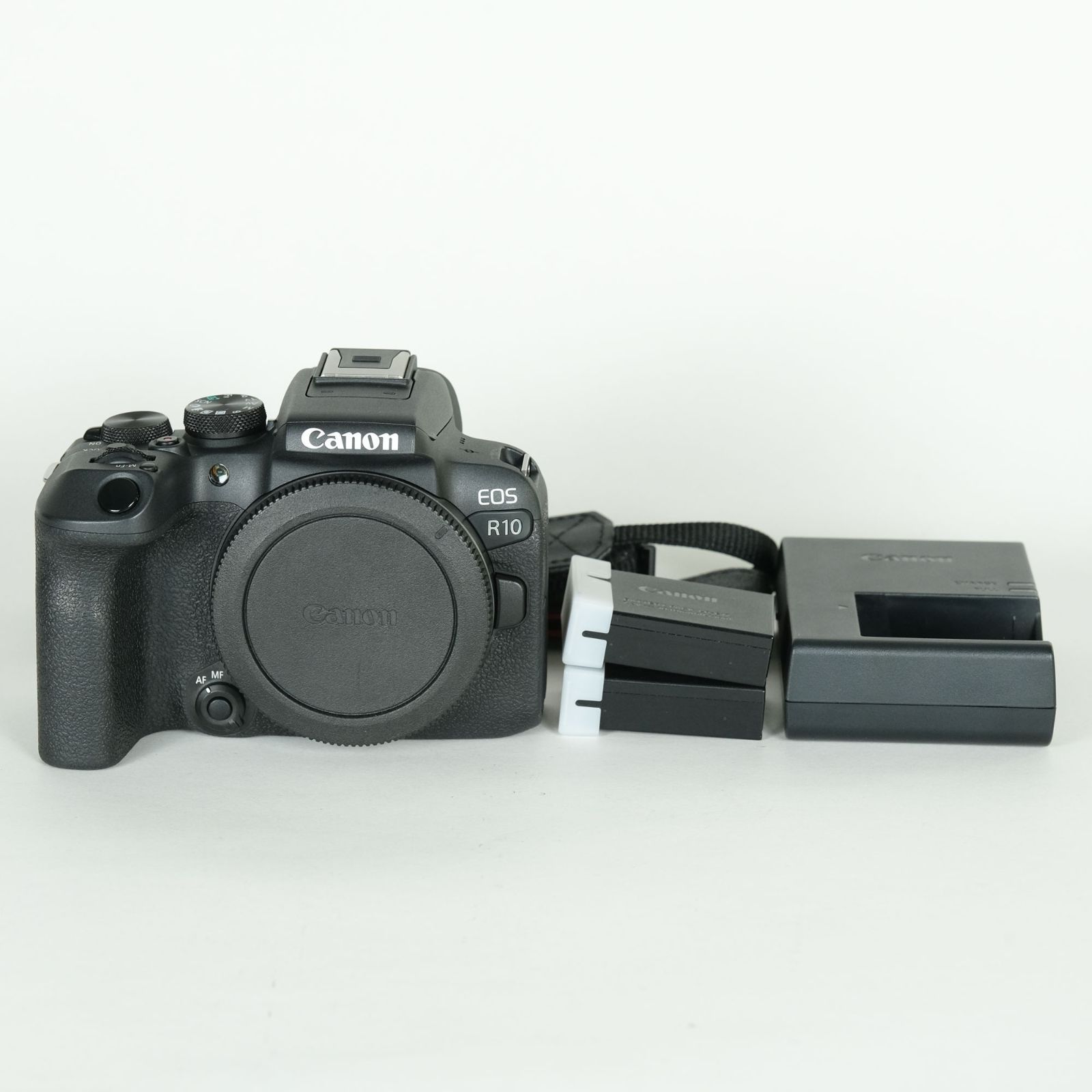 良品 | バッテリー2個付] Canon EOS R10 [ボディ] | Canon RF-S