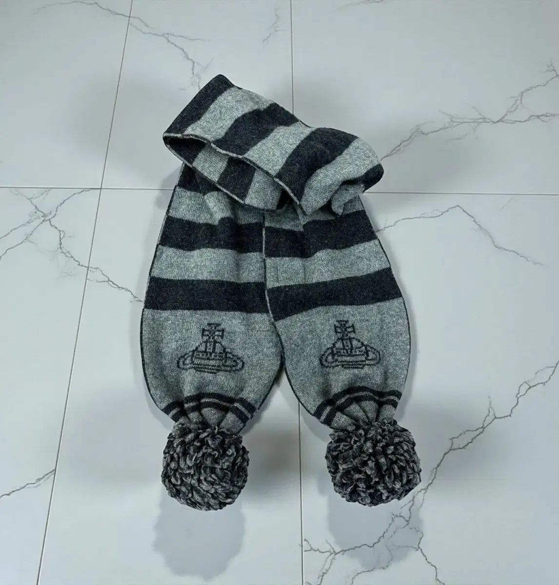 Vivienne Westwood ヴィヴィアン・ウエストウッド ピクセルロゴ