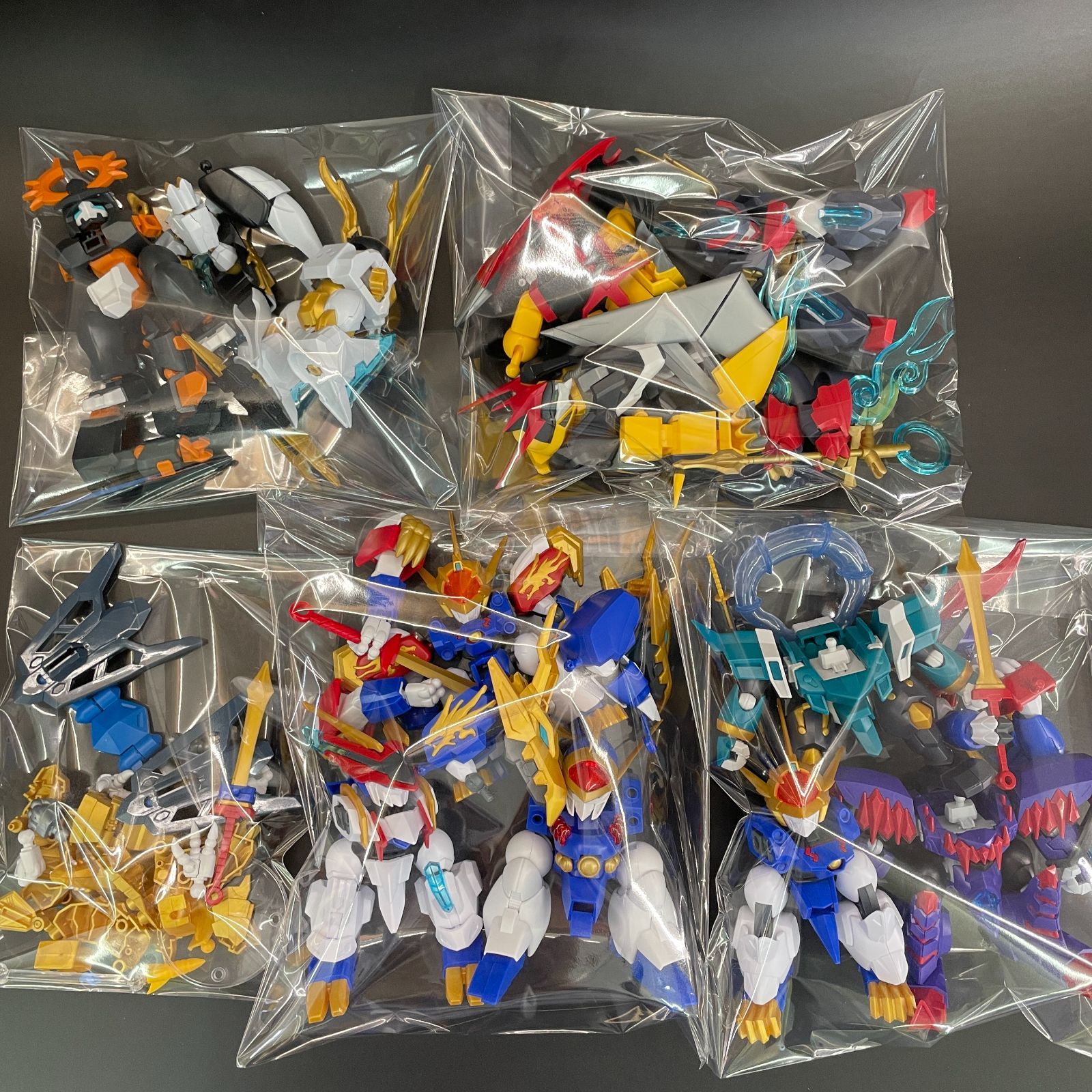 バンダイ ガンプラジャンク品寄せ集め マスターグレードなど 【公式通販】