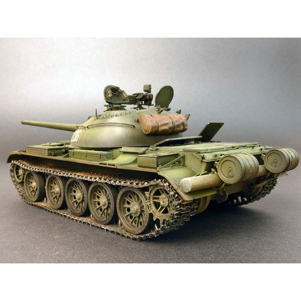新品 ミニアート インテリアキットシリーズ 1/35 ソビエト軍 T-54-3