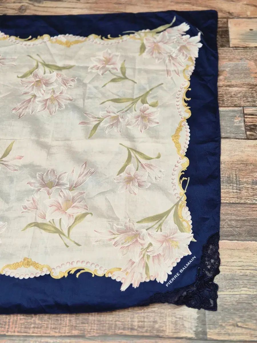 ☆3割引S❣️〜3/22夜9時ピエールバルマンの華麗なブローチ0216e 1個