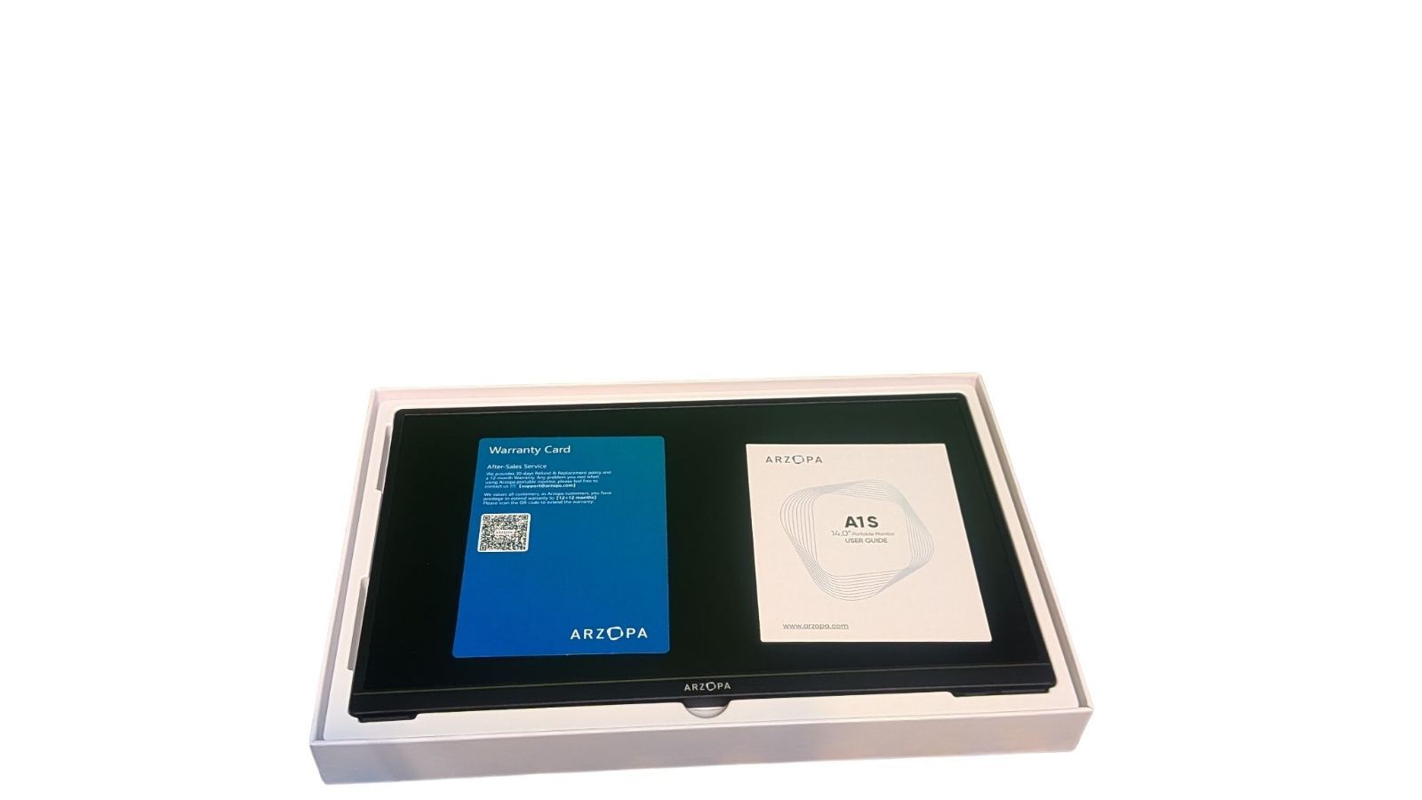 ARZOPAモバイルモニター14インチ モバイルディスプレイ 使用1日のみ Amazon.co.jp: ARZOPA モバイルモニター 14インチ 【驚きの600g/一体型