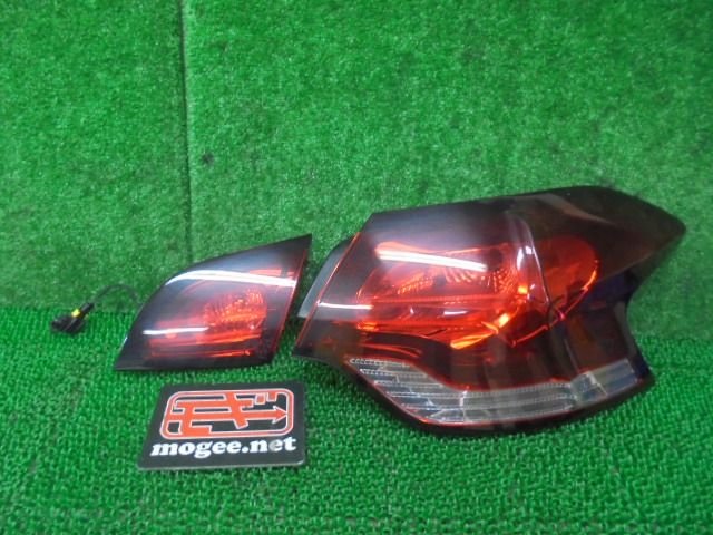 2FL4002 AHP4 シトロエン DS4 ABA-B7C5F06S 2013年 シック テールライト+フィニッシャーランプ右セット　