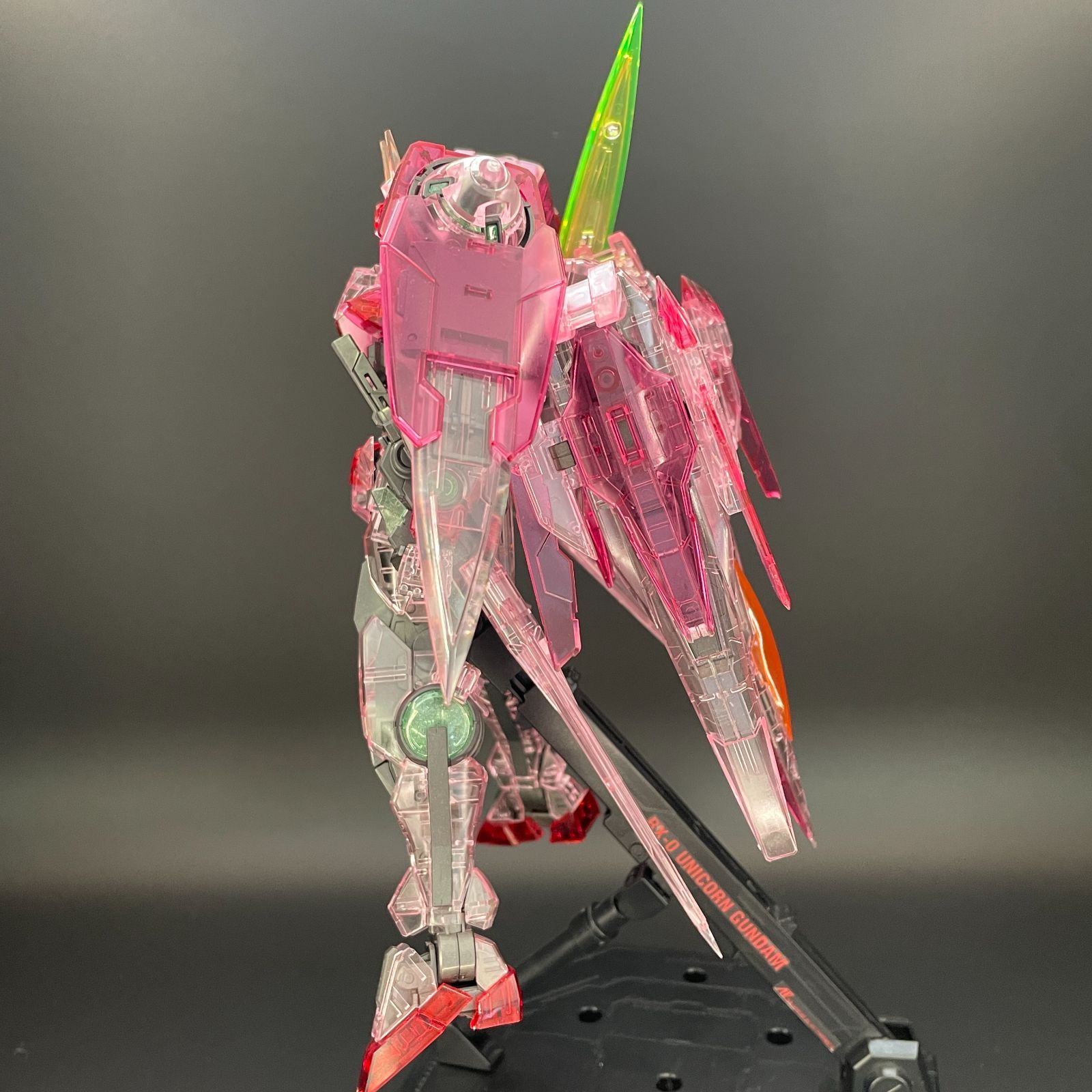 ガンプラ【未検品/ジャンク、欠品多数】 MG 1/100 ガンダムベース限定