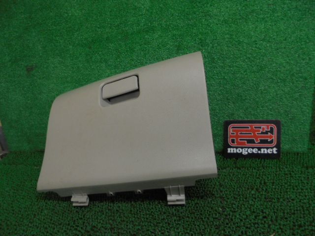 2FL10580 AHO6 日産 デイズ B21W 後期型 J グローブボックス