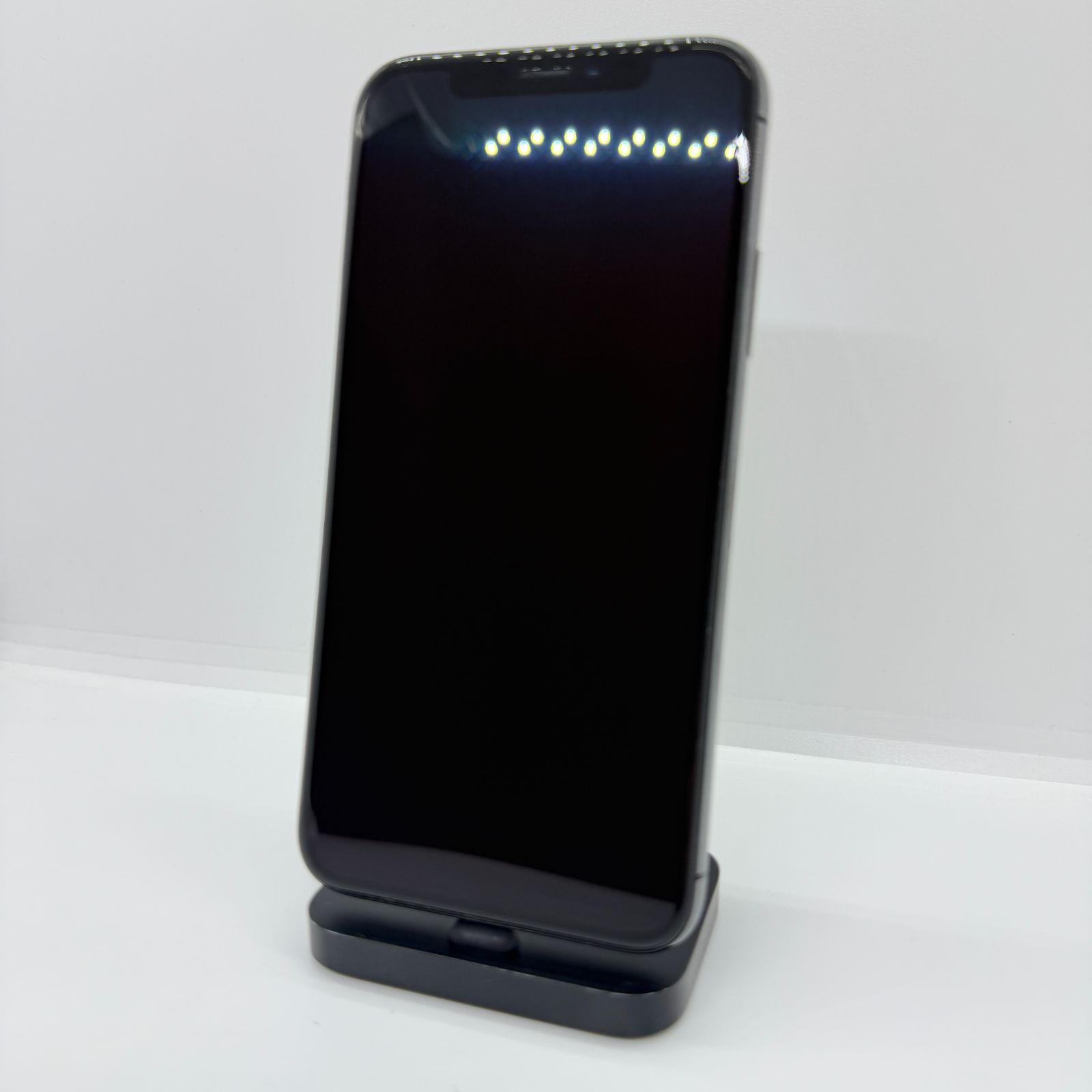 バッテリー最大容量100％】iPhoneXS 128GB ブラック【SIMロック解除