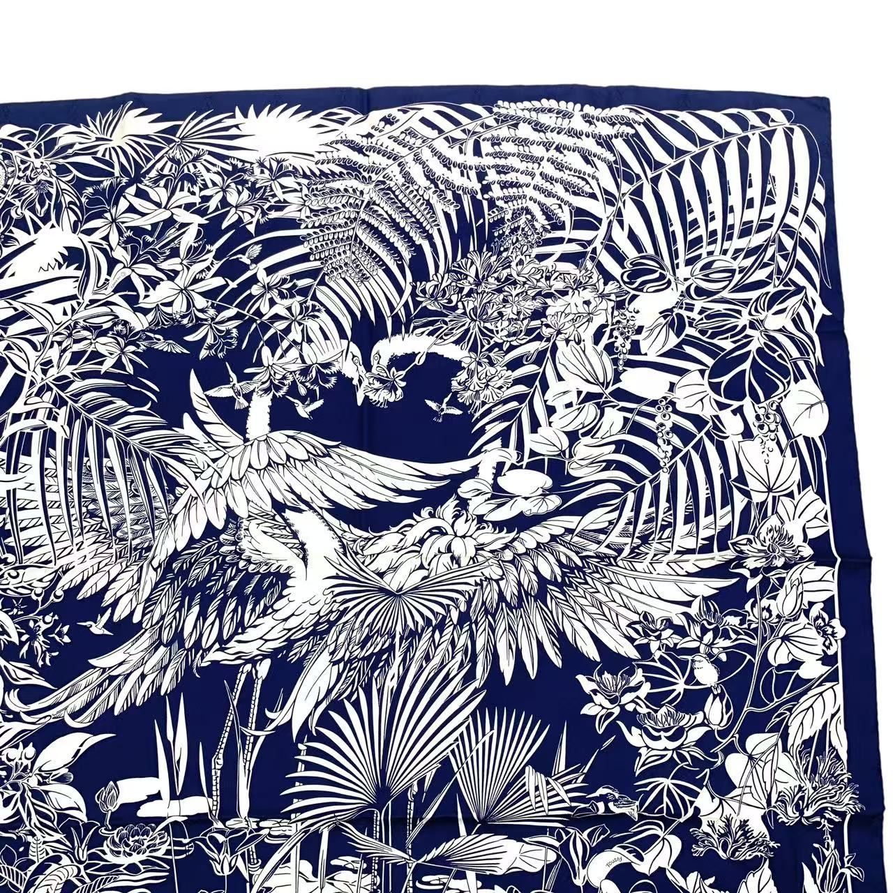 新品同様 HERMES エルメス カレ90 スカーフ シルク フラミンゴ