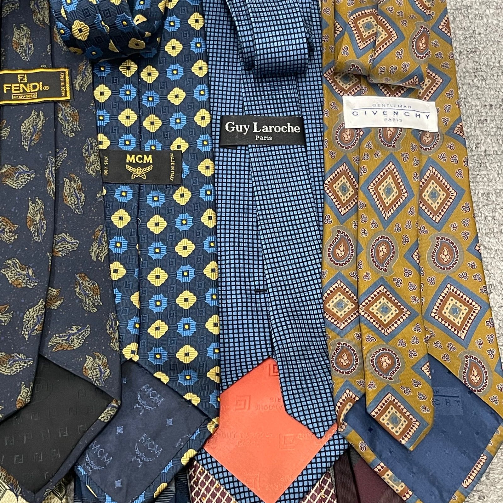 NPA】ブランド ネクタイ 36本 まとめ - メルカリ