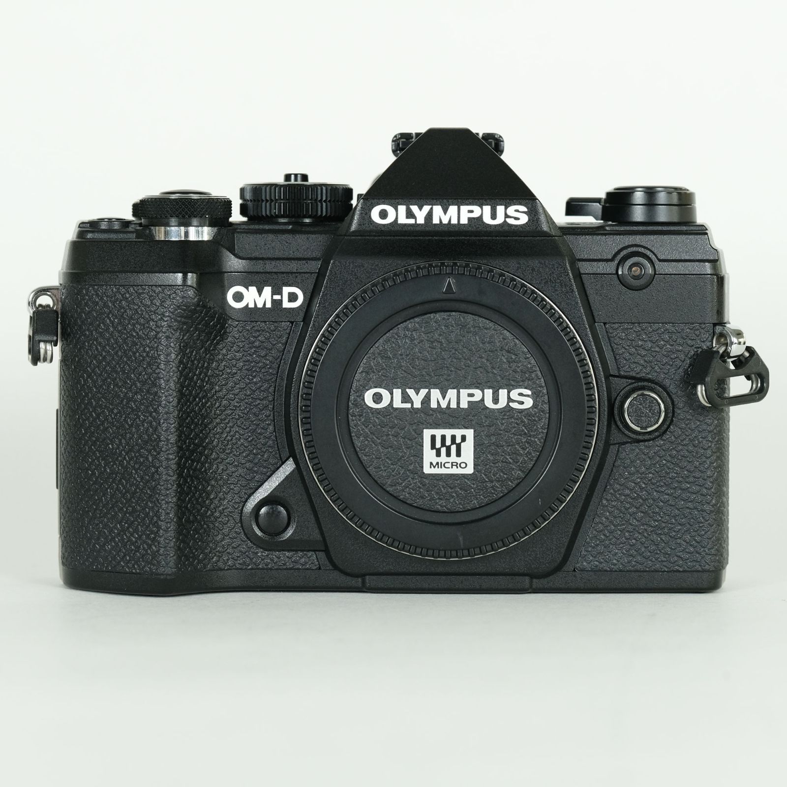 美品 | シャッター数11,526回] OLYMPUS OM-D E-M5 Mark III [ボディ