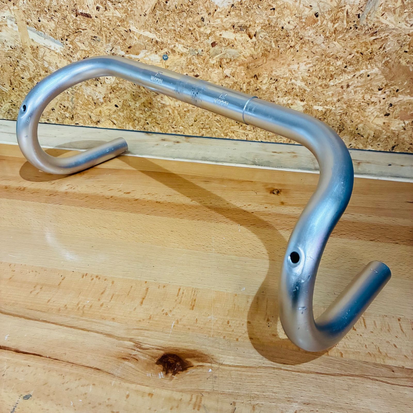 希少】 NITTO ケーブル 内装式 ドロップ ハンドル バー 丸 c-c400mm