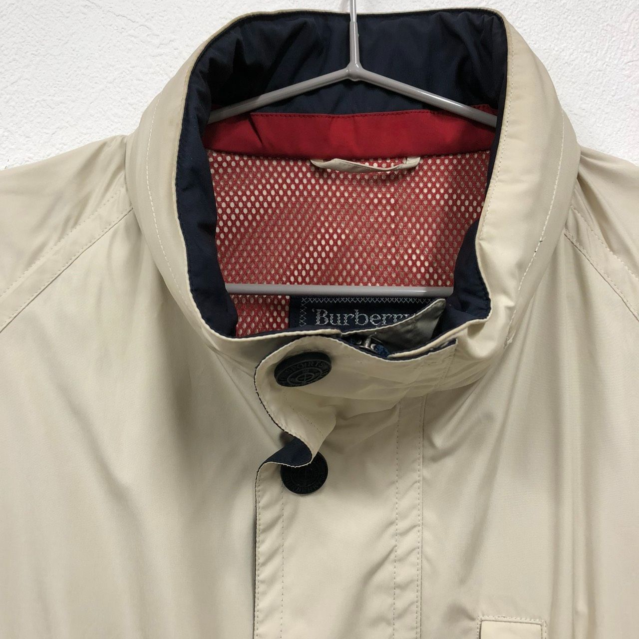 ボンバージャケット ロゴ刺繍 ナイロン レザー ライトブルー ホワイト 切替 バーバリー – RECLO BURBERRY ナイロンジャケット ホワイト