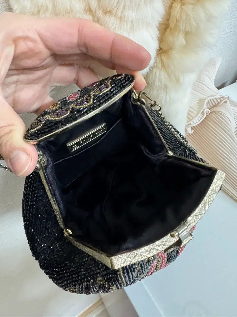 ヴィンテージ ビーズ クラッチバッグ クロスバック - メルカリ