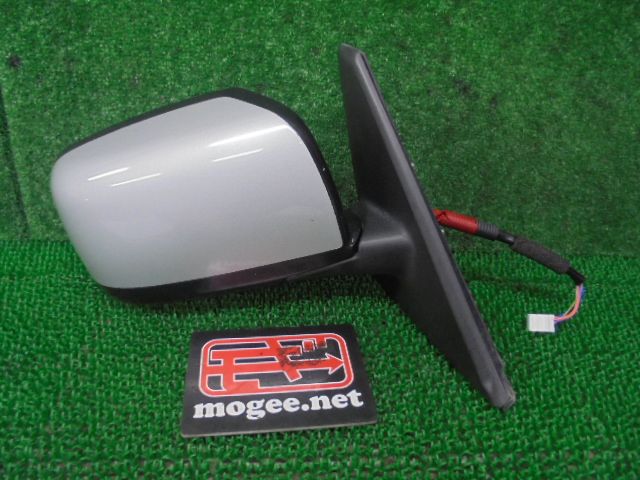 7FJ8062 AEI2 日産 セレナ C26/NC26 前期型 20X 電格サイドドアミラー