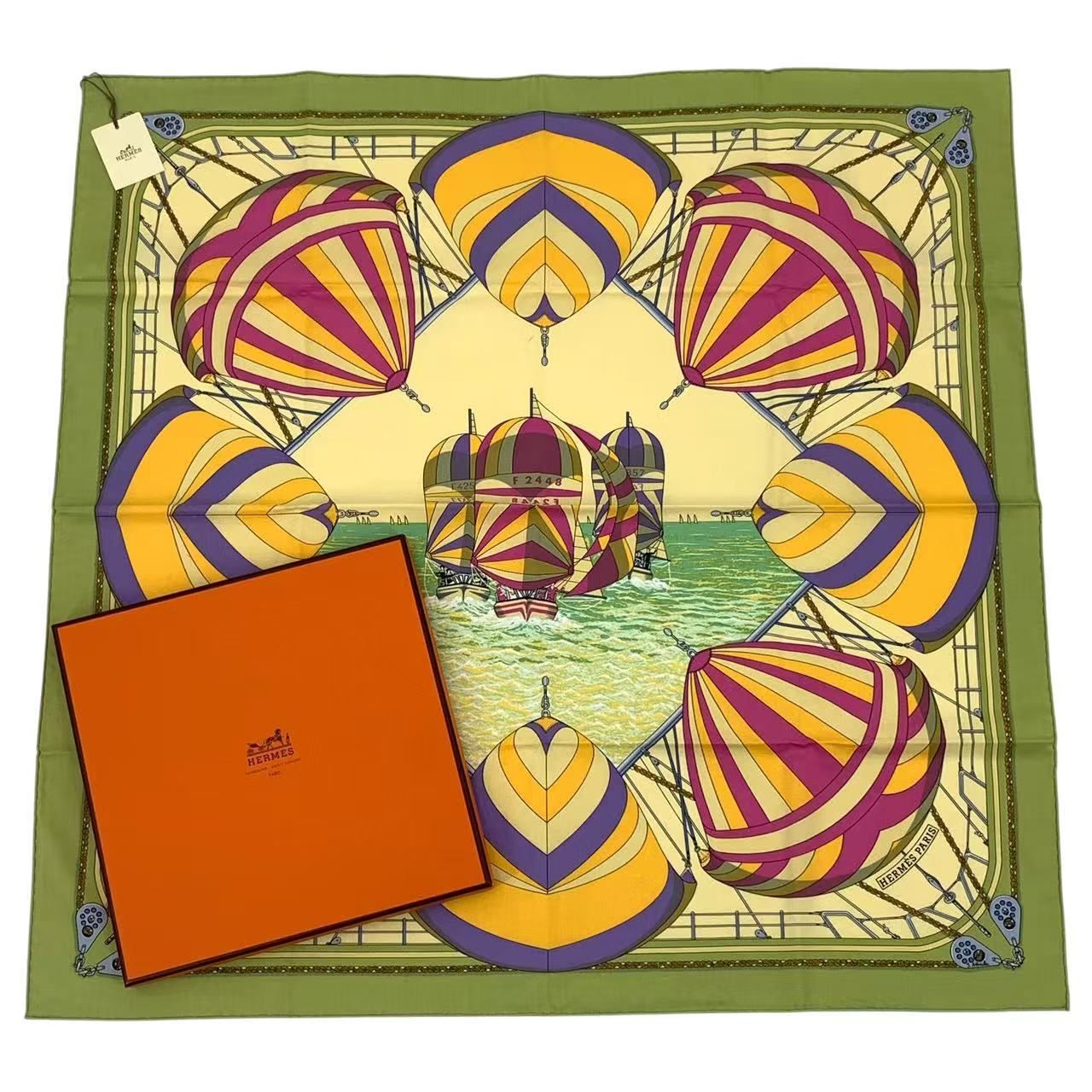 エルメス　HERMES スカーフ　マリン柄 未使用品 HERMES エルメス スカーフ SPINNAKER マリン柄 グリーン 箱