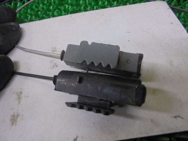 7FJ9666 CAI2 日産 セレナ C26/NC26 前期型 ライダー リア左ドアパワースライドモーター＋コンピューター　285D1 1VA0A 2026年最新】セレナ パワースライドドアモーターの商品一覧 - Yahoo!オークション
