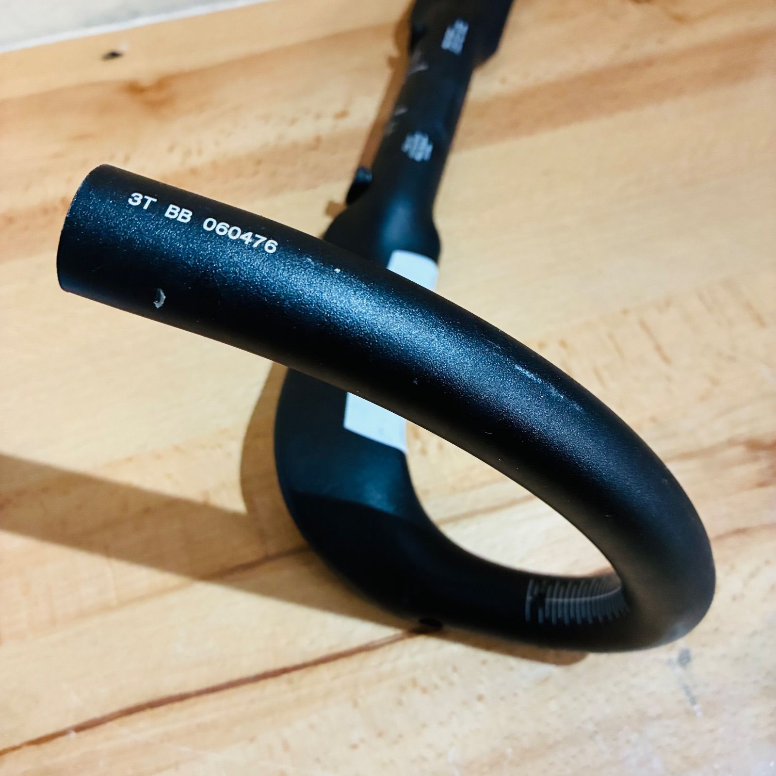 良品】 3T AERONOVA PRO エアロノヴァ プロ ハンドルバー 31.8mm c-c