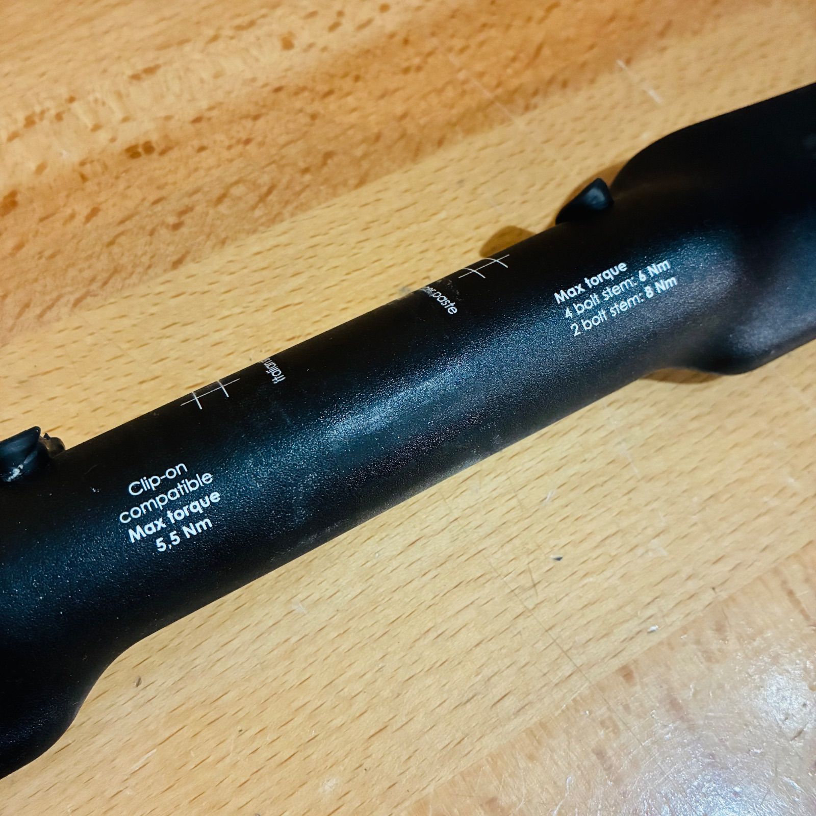良品】 3T AERONOVA PRO エアロノヴァ プロ ハンドルバー 31.8mm c-c