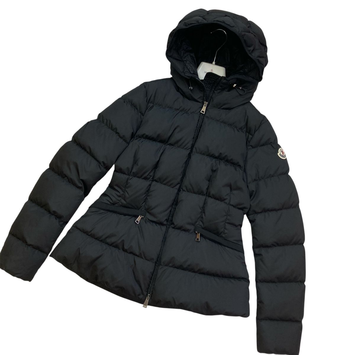 MONCLER モンクレール ショートダウンジャケット Avoce K20931A00151 