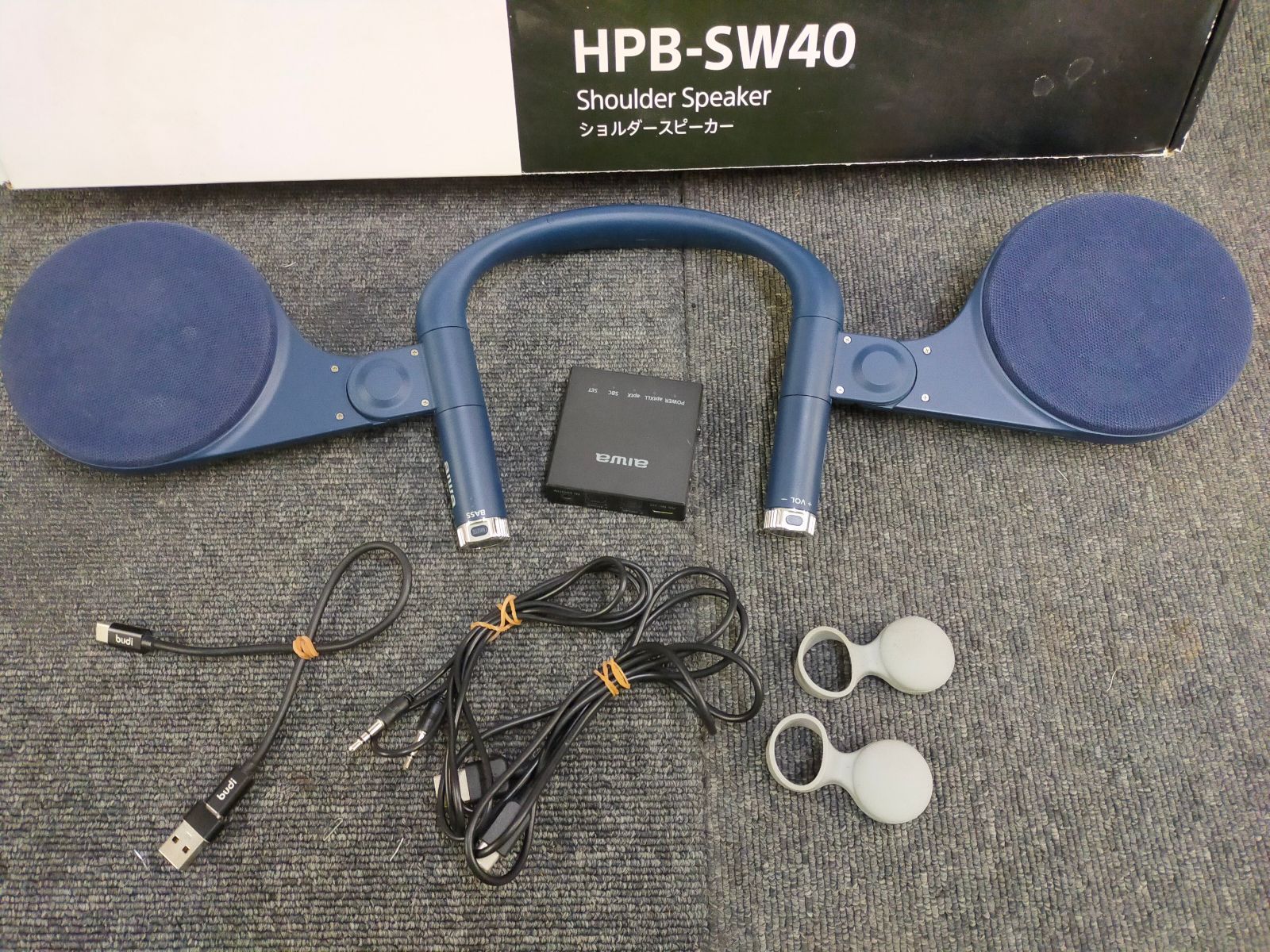 E25-20260115-85 aiwa HPB-SW40 ショルダースピーカー Bluetooth 通電