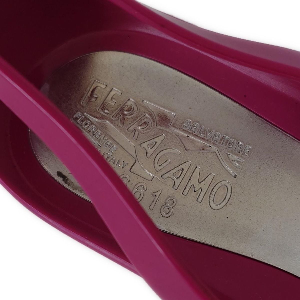 FERRAGAMO/SalvatoreFerragamo(サルバトーレフェラガモ) フラット