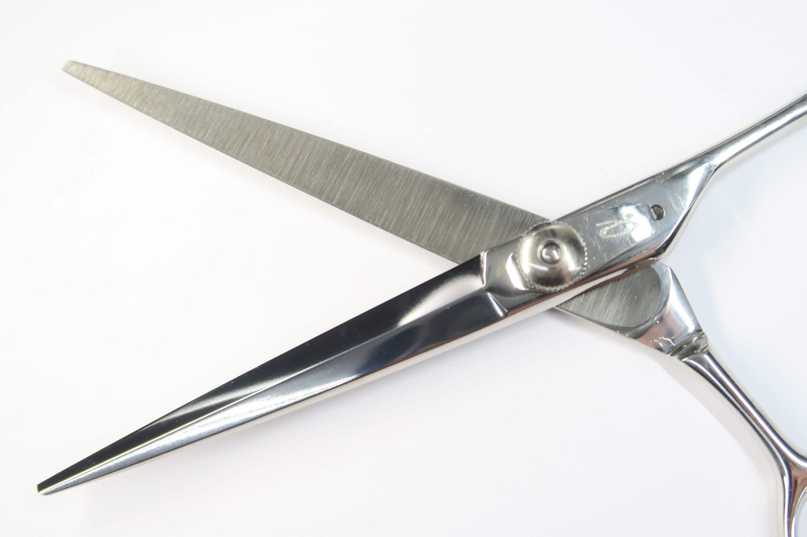 Bランク【AKKOHS アコス】 α 700 シザー 美容師・理容師 6.7インチ 右