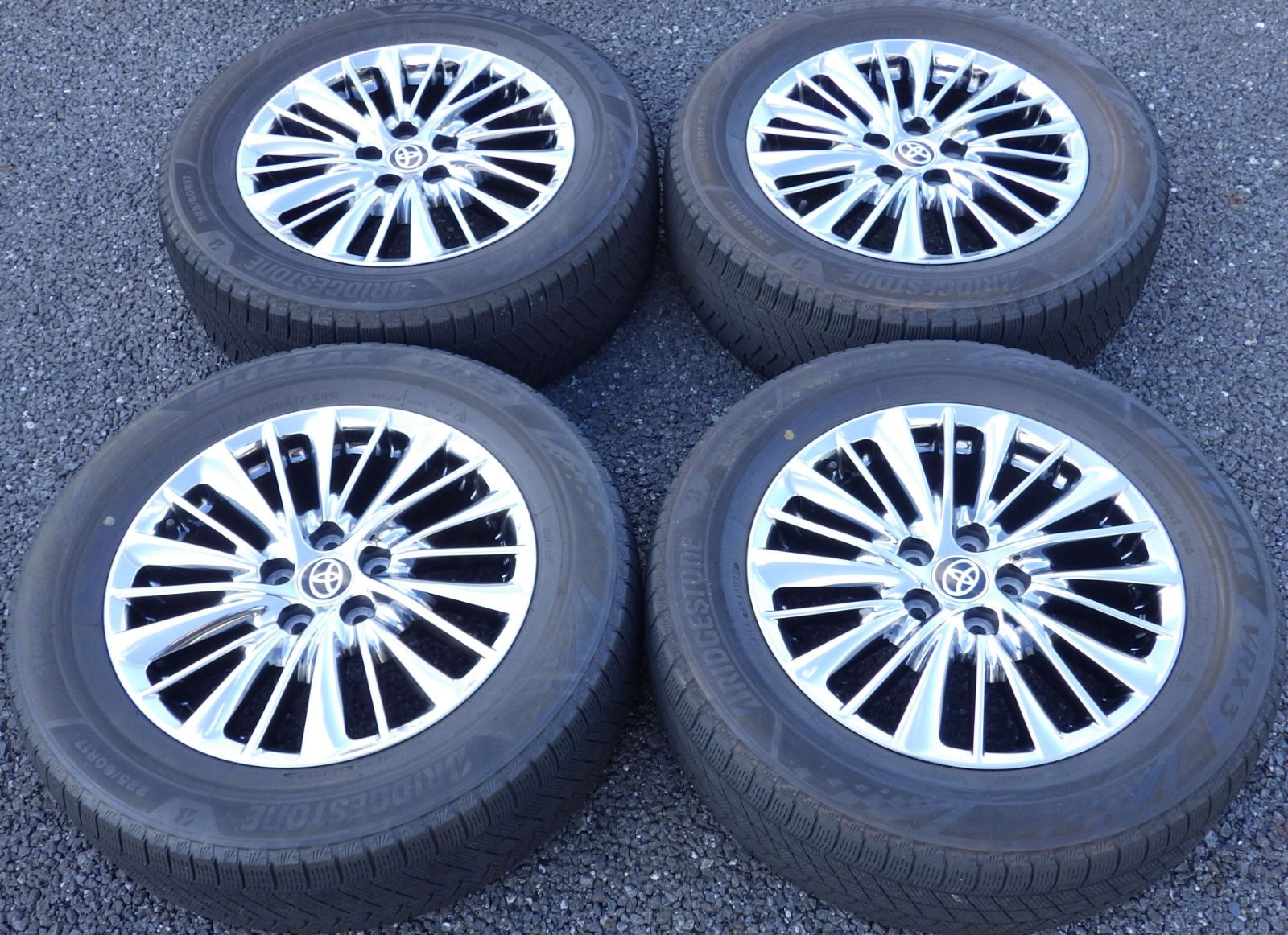 D1661)AWタイヤ☆30アルファード・ヴェルファイア後期□TOYOTA純正