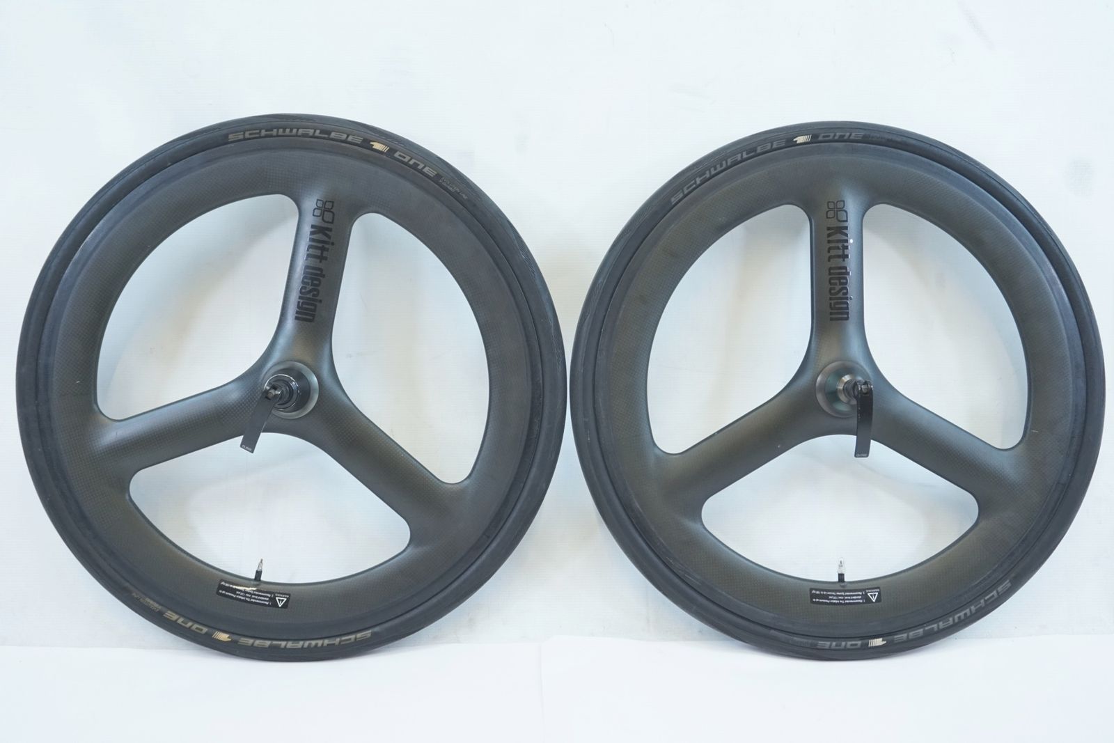 KITT DESIGN 「キット デザイン」 CARBON WHEEL シマノ 11S バトン