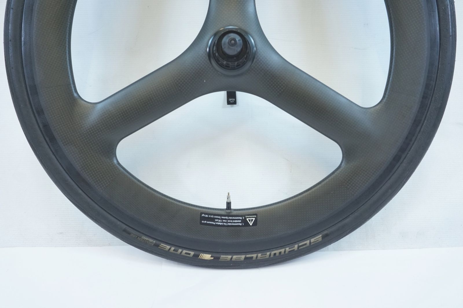 KITT DESIGN 「キット デザイン」 CARBON WHEEL シマノ 11S バトン
