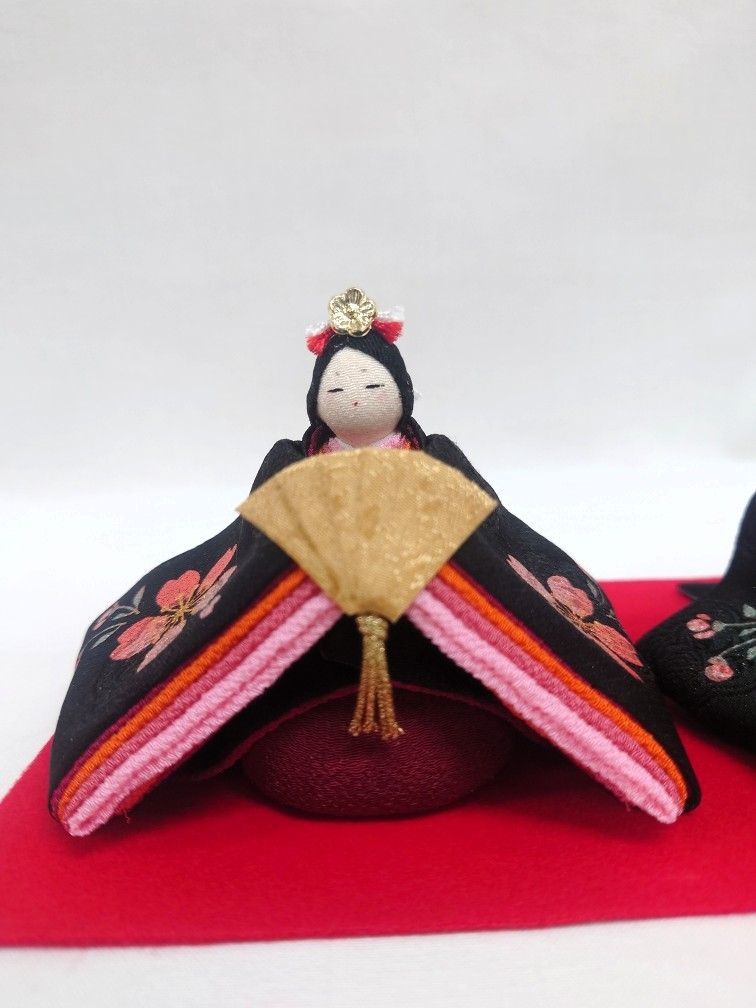 黒桜すわり雛【M-81】 - メルカリ