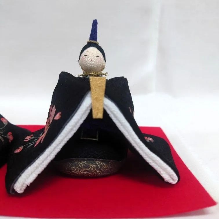 黒桜すわり雛【M-81】 - メルカリ