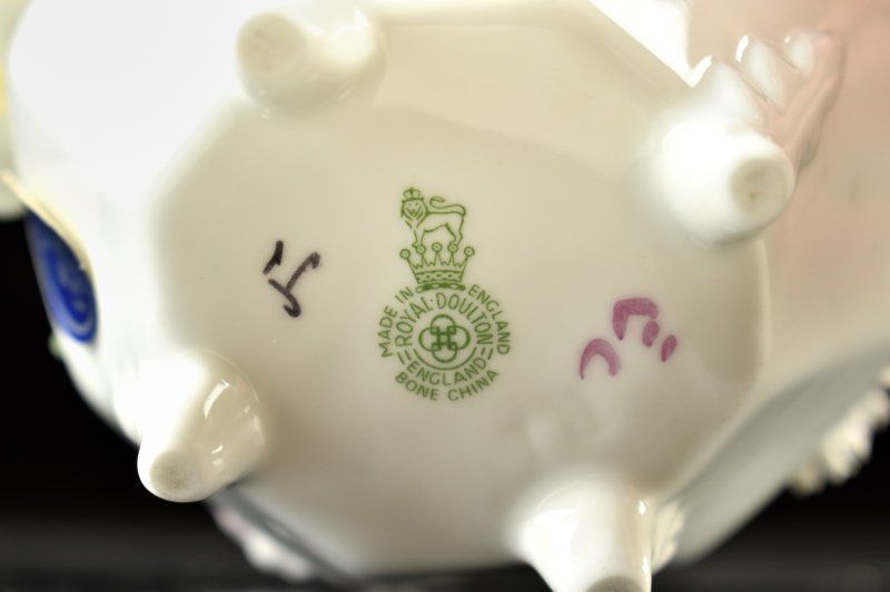 蔵A5860c】ロイヤルドルトン 陶花 フラワー オブジェ 置物 - メルカリ